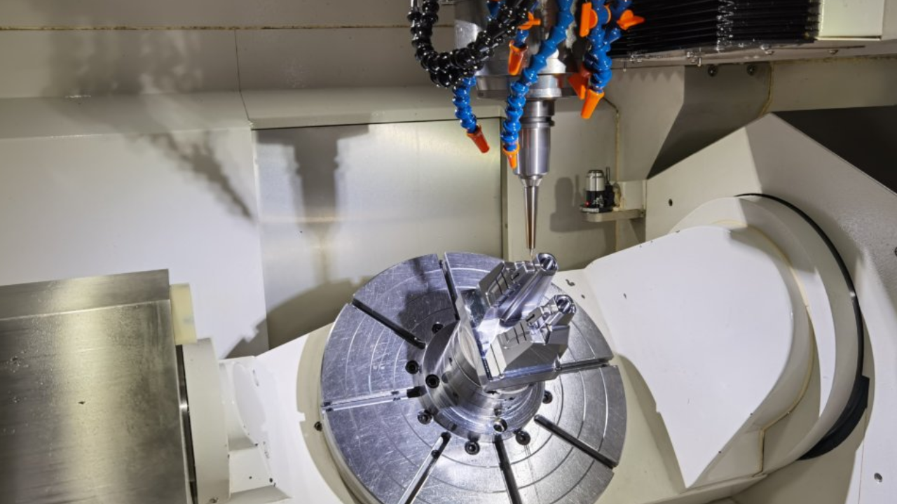 What Are The Material Considerations in CNC Machinery?